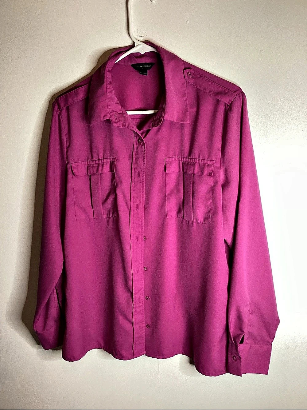 Banana Republic Long Sleeve Button Down Shirt in Pink